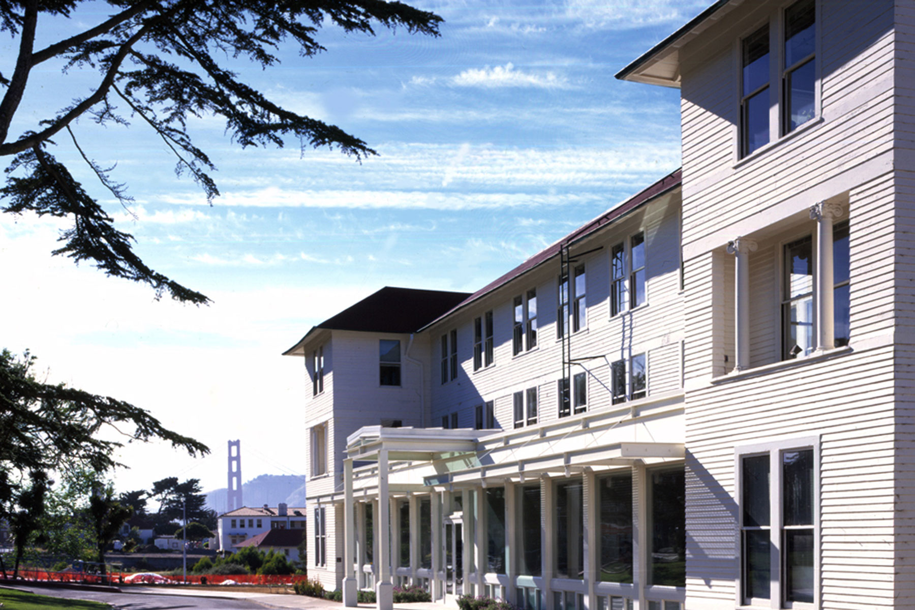 The Thoreau Center for Sustainability in San Francisco is a landmark renovation of the historic Army Hospital in the Presidio, and one of the first public/private partnership projects in the new National Park. This non-profit center is a national model for integrating sustainable design strategies within the National Register historic structures.